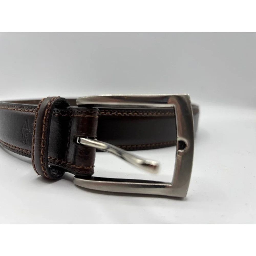 Dockers Men's Brown Leather Belt Size 44 Silver-Tone Buckle Contrast Stitching